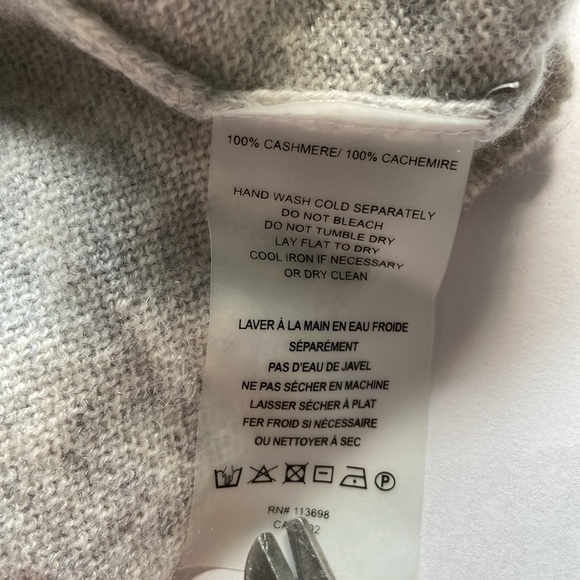 Margaret O'Leary V Neck Varsity Stripe Cashmere Sweater Grey Blue Size Medium - Picture 13 of 14